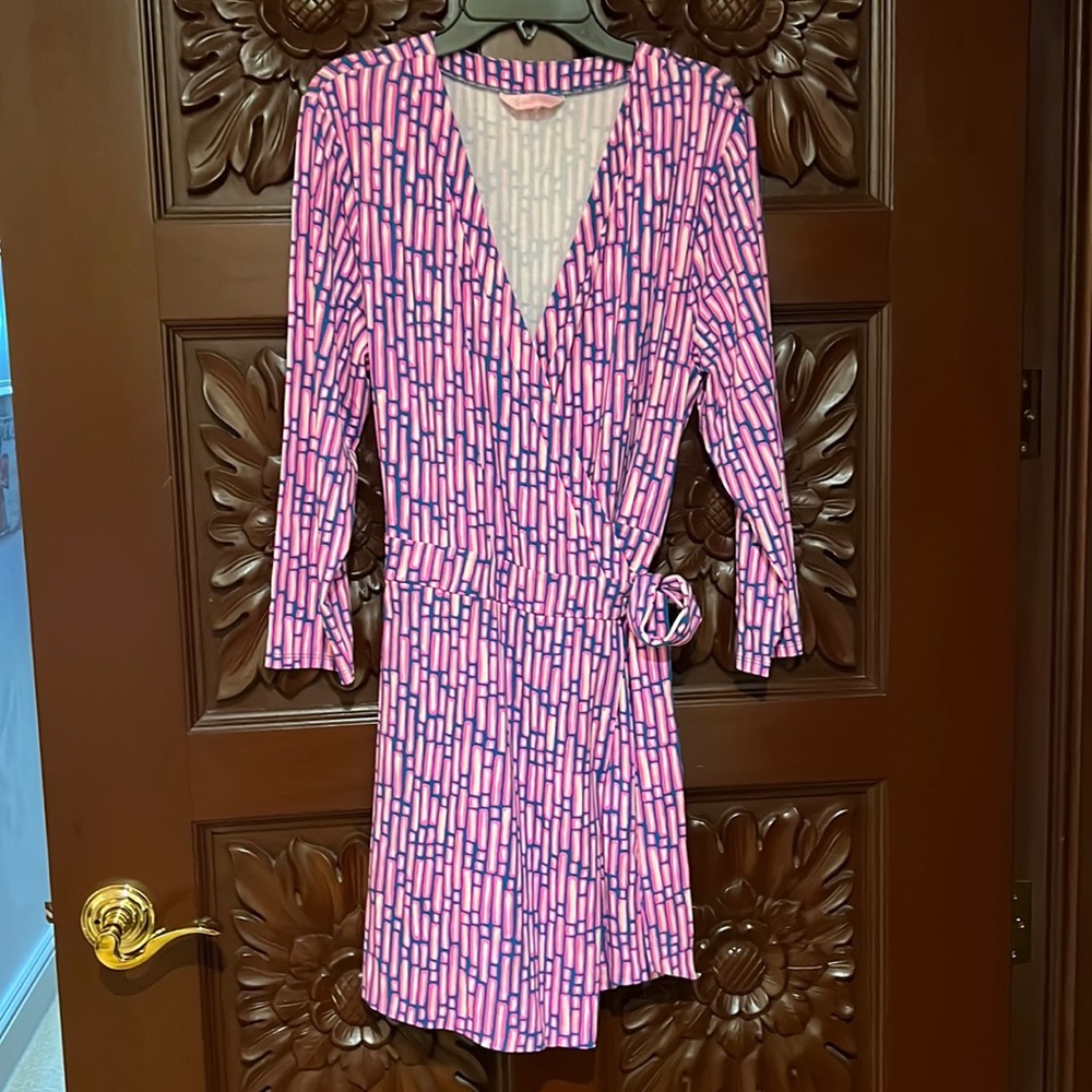 Lilly Pulitzer Rilla sleeved Romper Size L